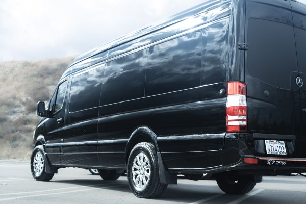 Mercedes-Benz Sprinter Limo