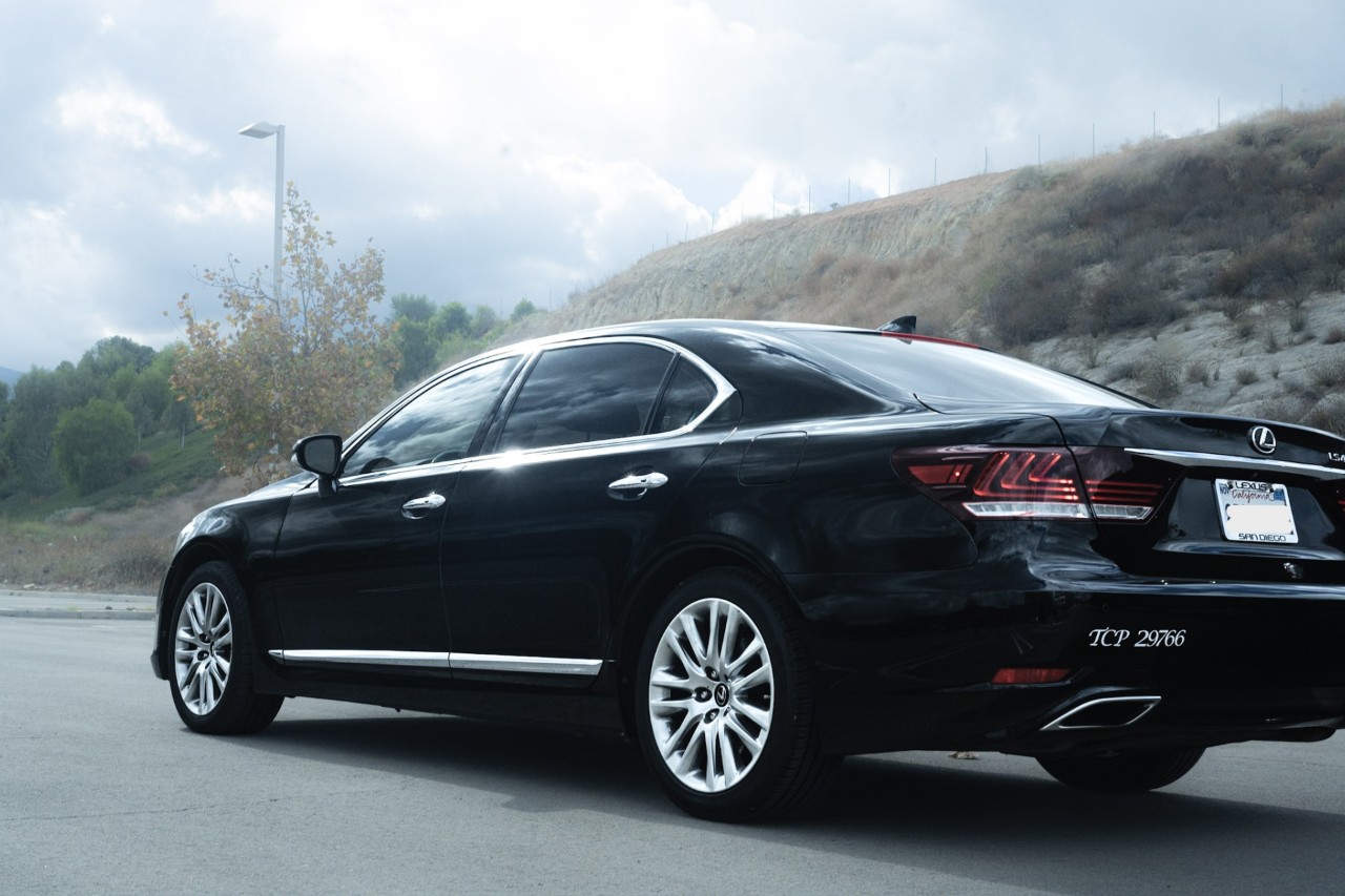 Luxury Lexus Sedan